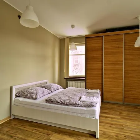 Poznan Old Town Brown Apartment 아파트 *